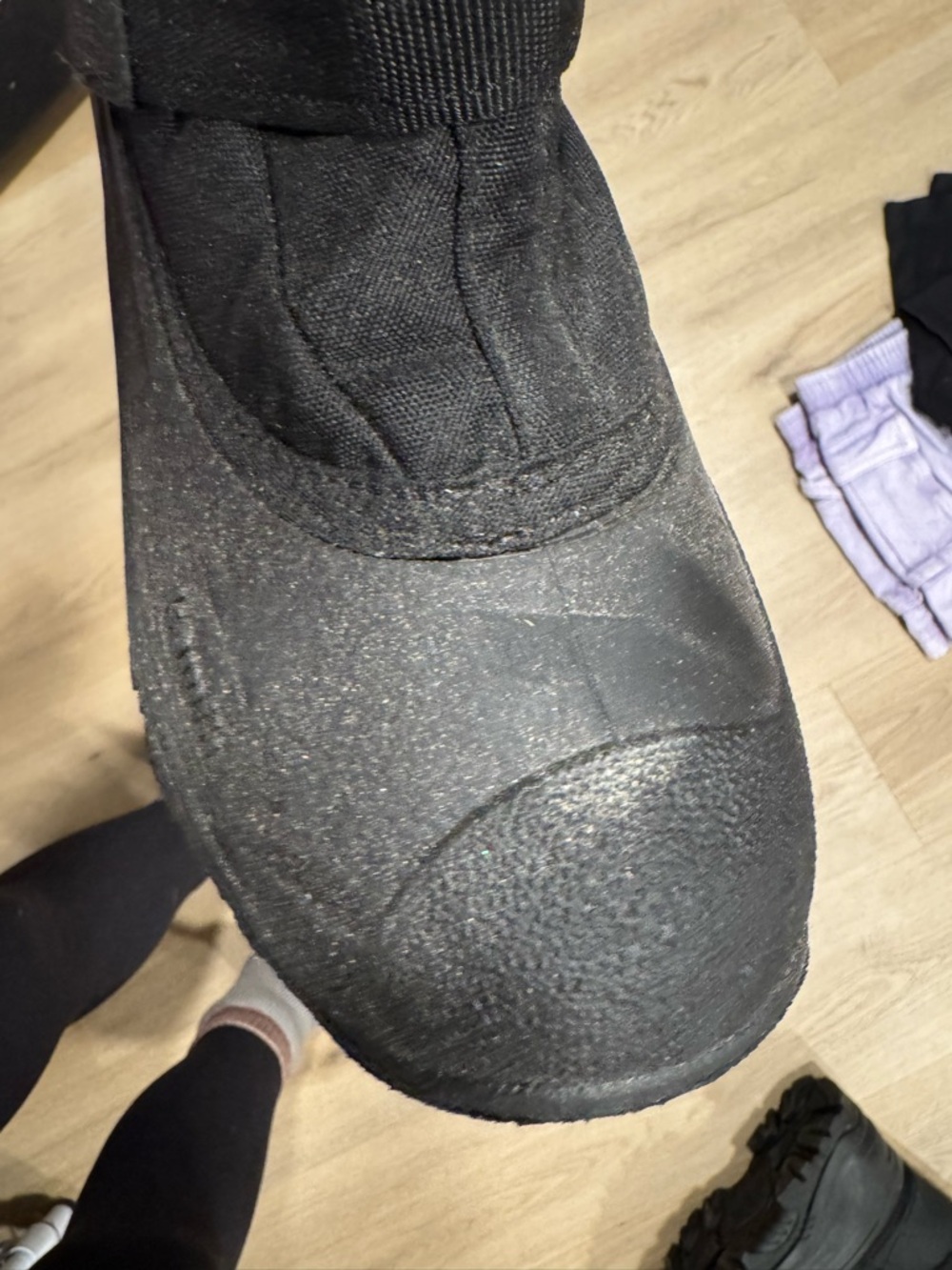 Men’s 9 Kamik winter boots - Picture 4 of 7